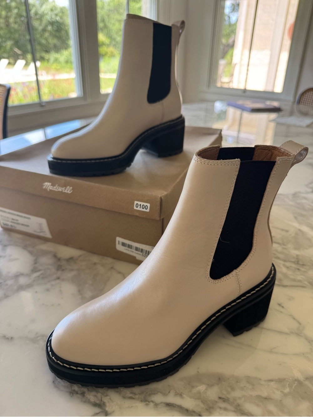 Madewell The Carina Platform Chelsea Women's Boot!! Harvest Moon!! Size US 5.5